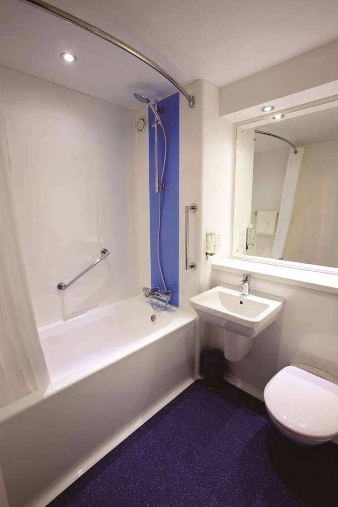 Travelodge Ely Δωμάτιο φωτογραφία